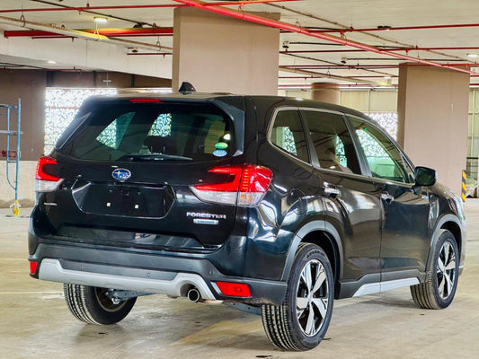 Subaru Forester | 2019 | 2000cc | Black