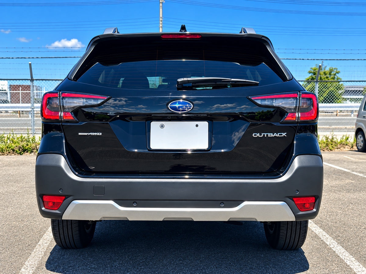 Subaru Outback | 2023 | 1800cc | Black
