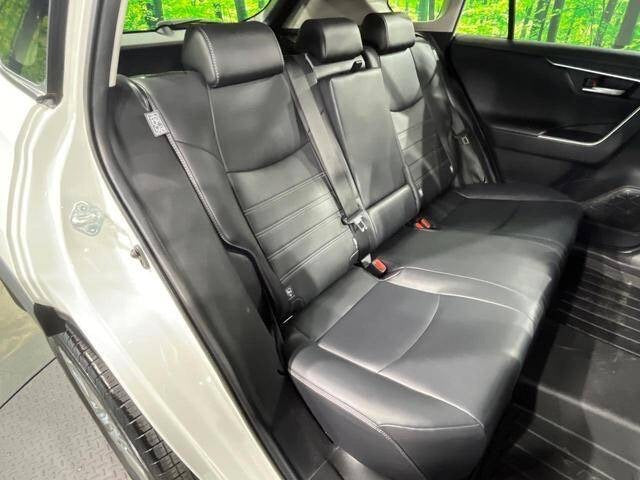 Toyota RAV4 |2019 |2000cc |Pearl