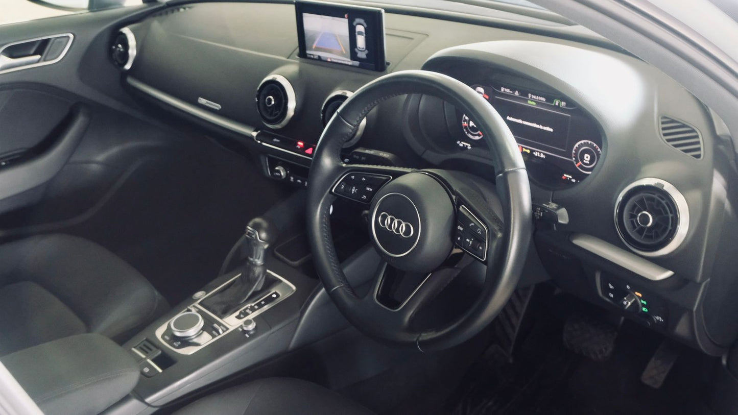 Audi A3 | 2018 | 1400cc | Pearl