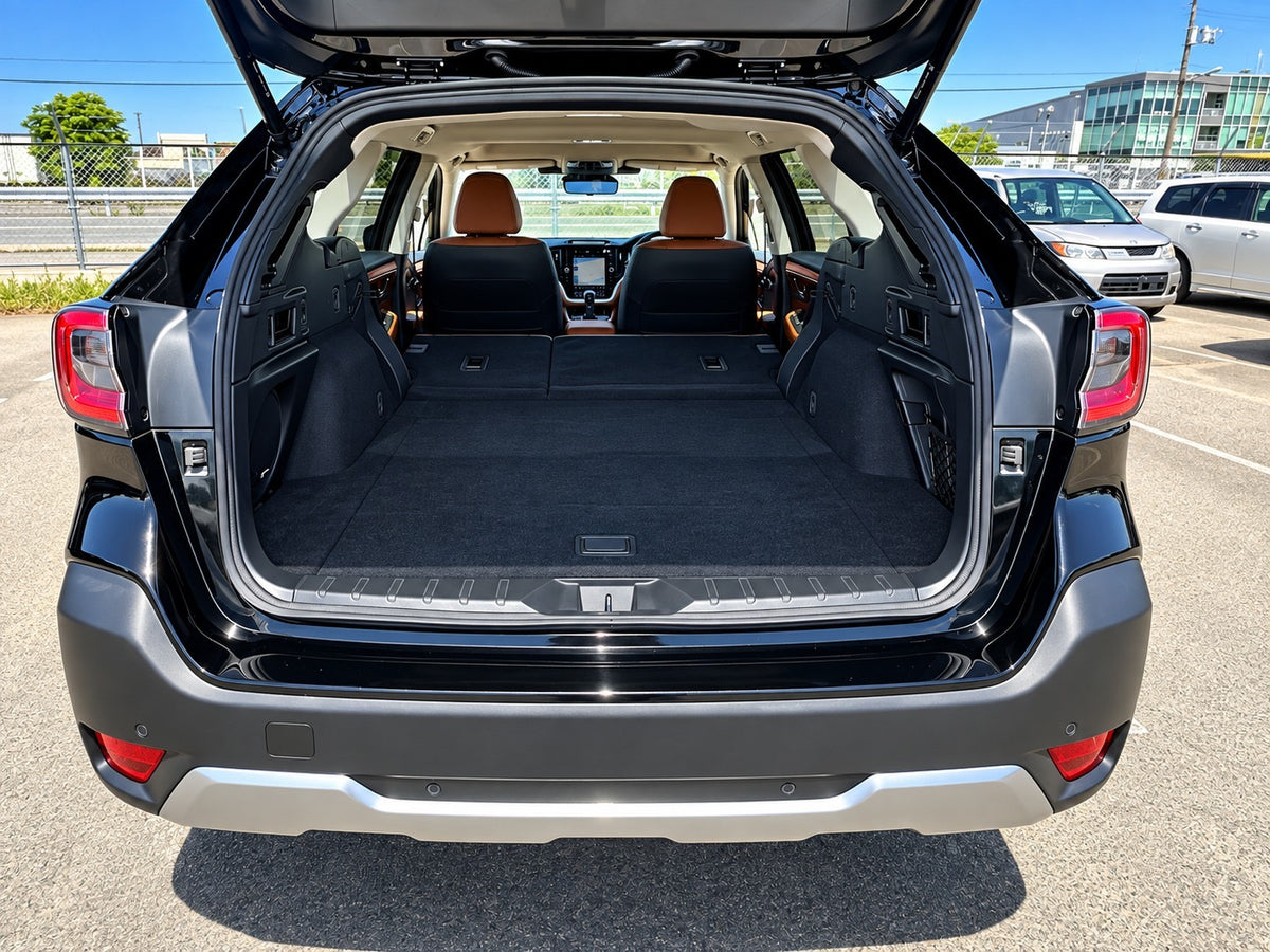 Subaru Outback | 2023 | 1800cc | Black