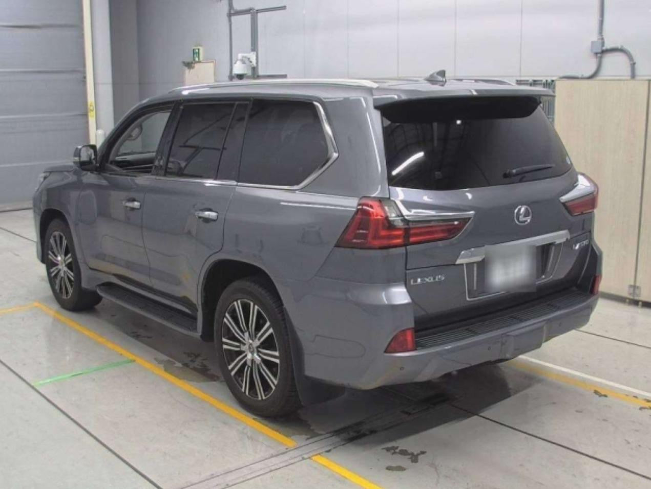 Lexus LX570 2019