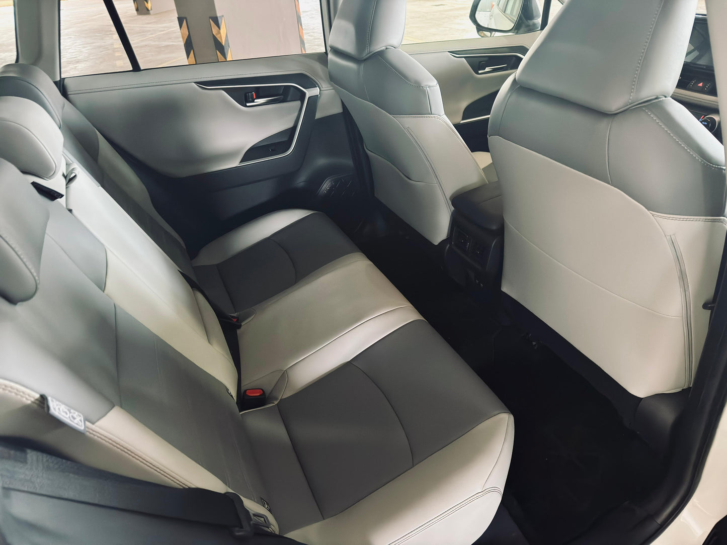 Toyota Rav4 | 2019 | 2000cc | Pearl