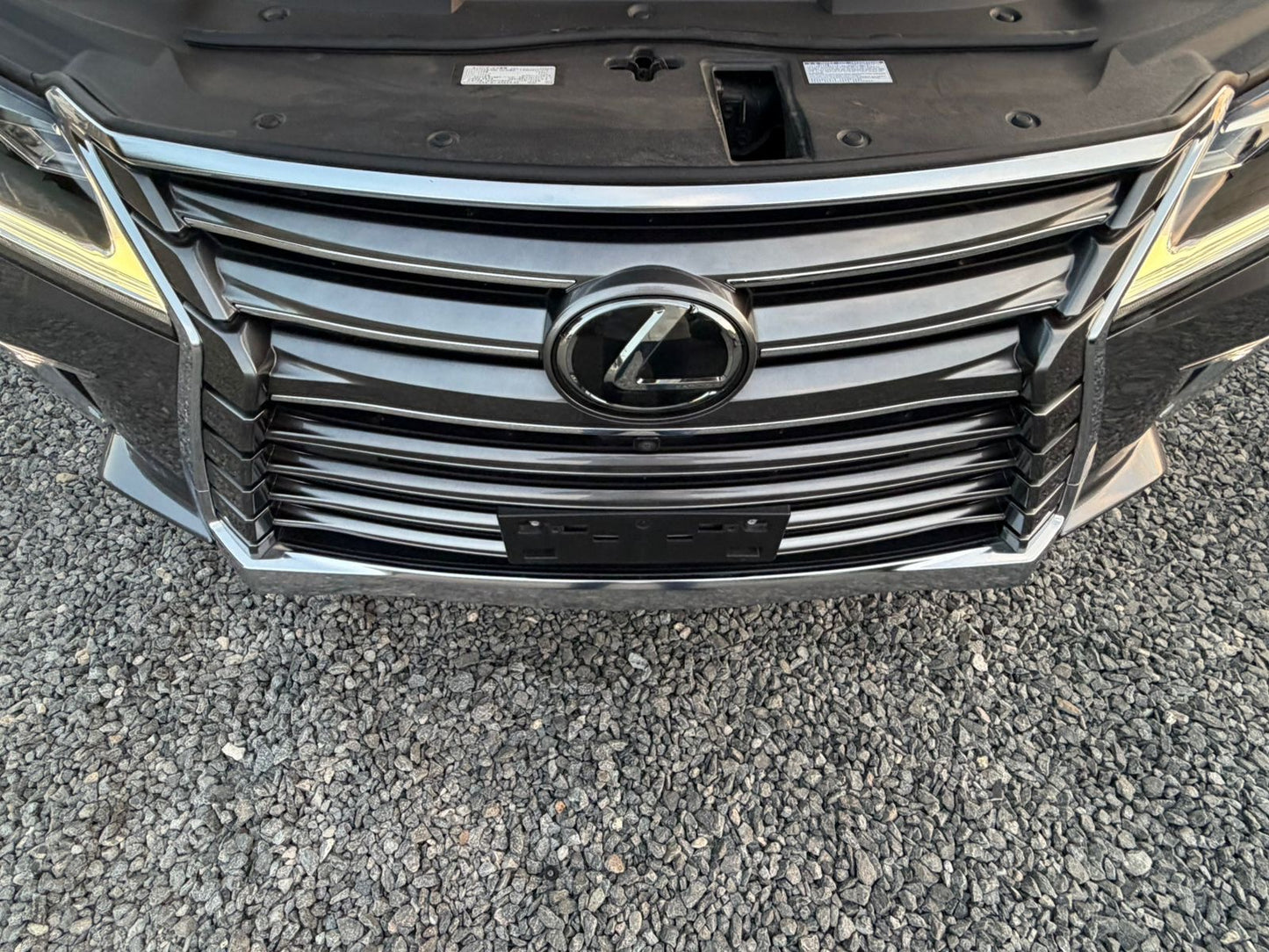 Lexus LX570 2019