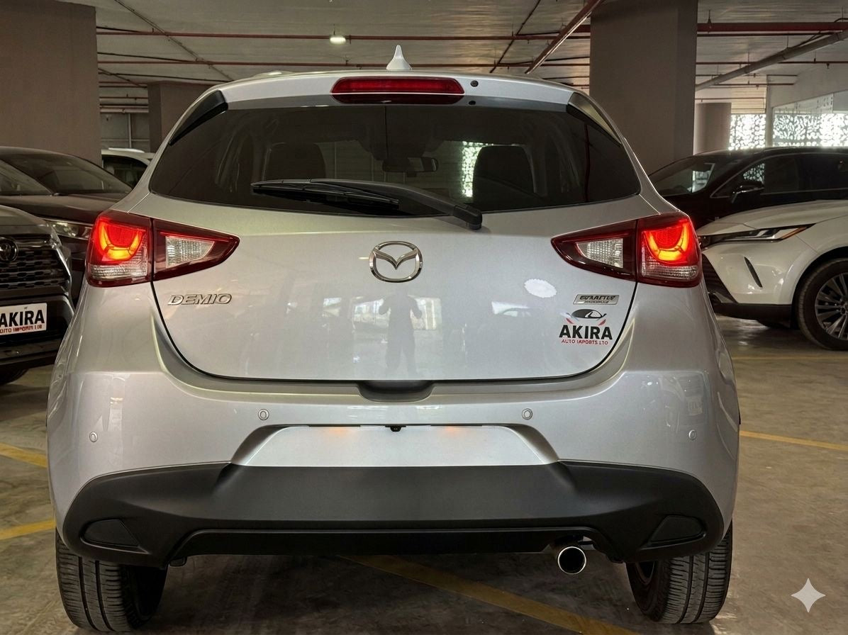 Mazda Demio | 2018 | 1300cc | Silver
