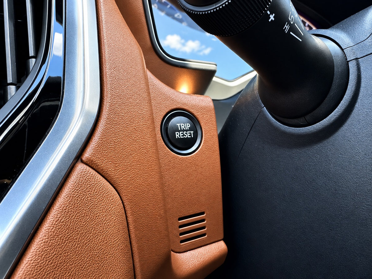 Subaru Outback | 2023 | 1800cc | Black