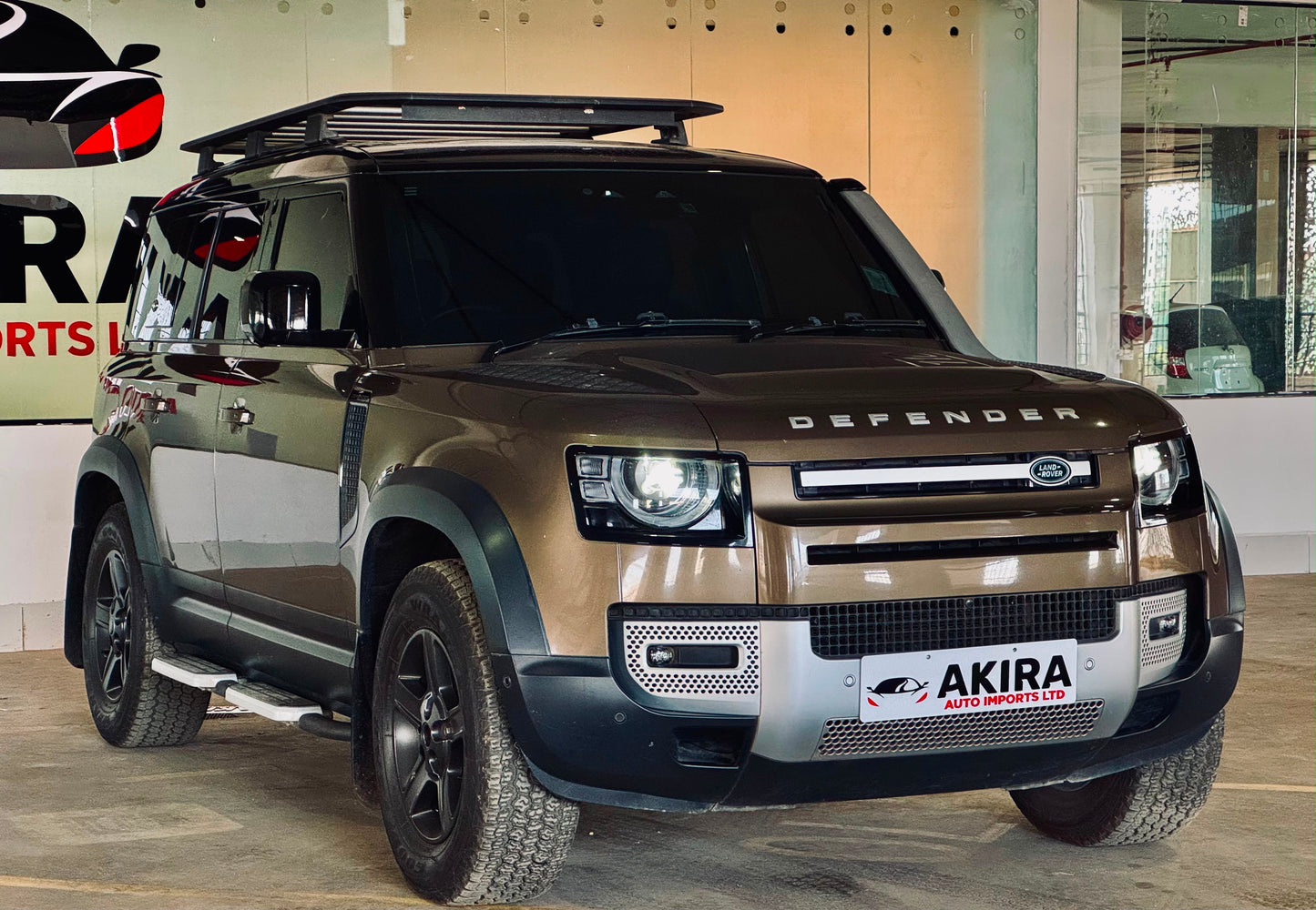 Land Rover Defender 110 | 2023 | Bronze