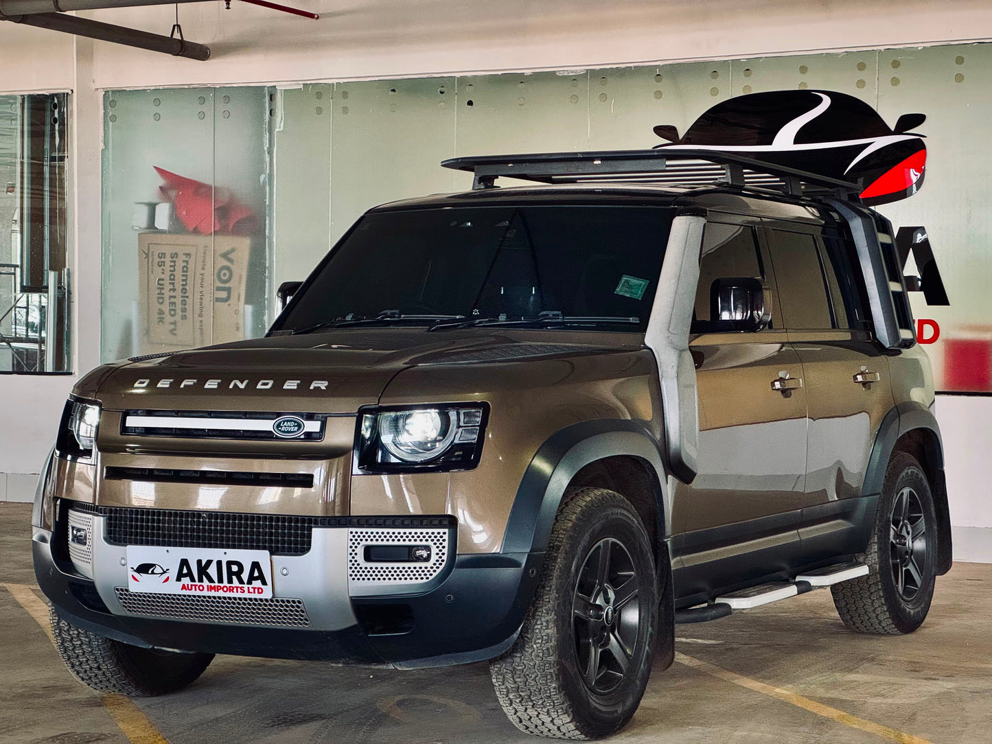 Land Rover Defender 110 | 2023 | Bronze