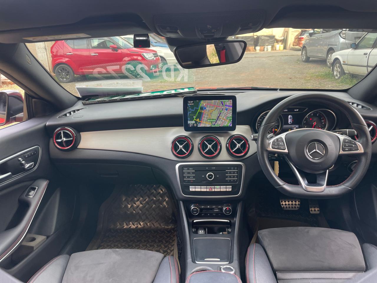 Mercedes Benz CLA250 2017
