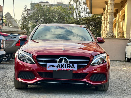 Mercedes-Benz C200 2018 Red