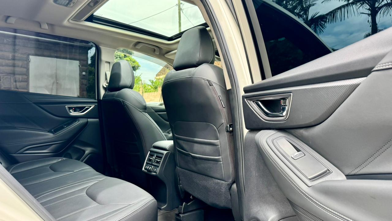 Subaru Forester | 2019 | 2500cc | Pearl White