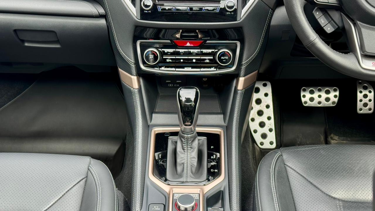 Subaru Forester | 2019 | 2500cc | Pearl White