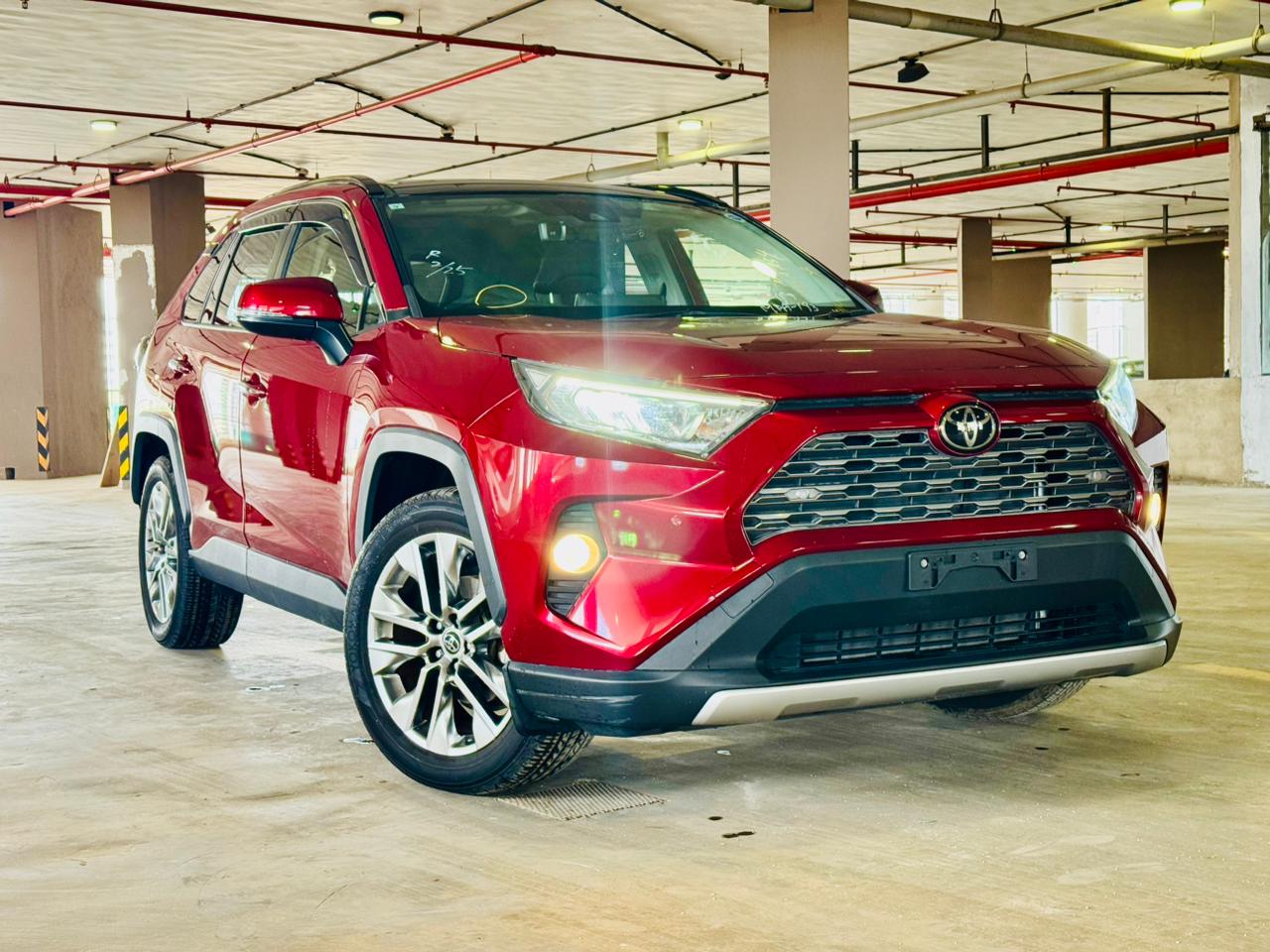 Toyota RAV 4 | 2019 | 2000cc | Wine Red