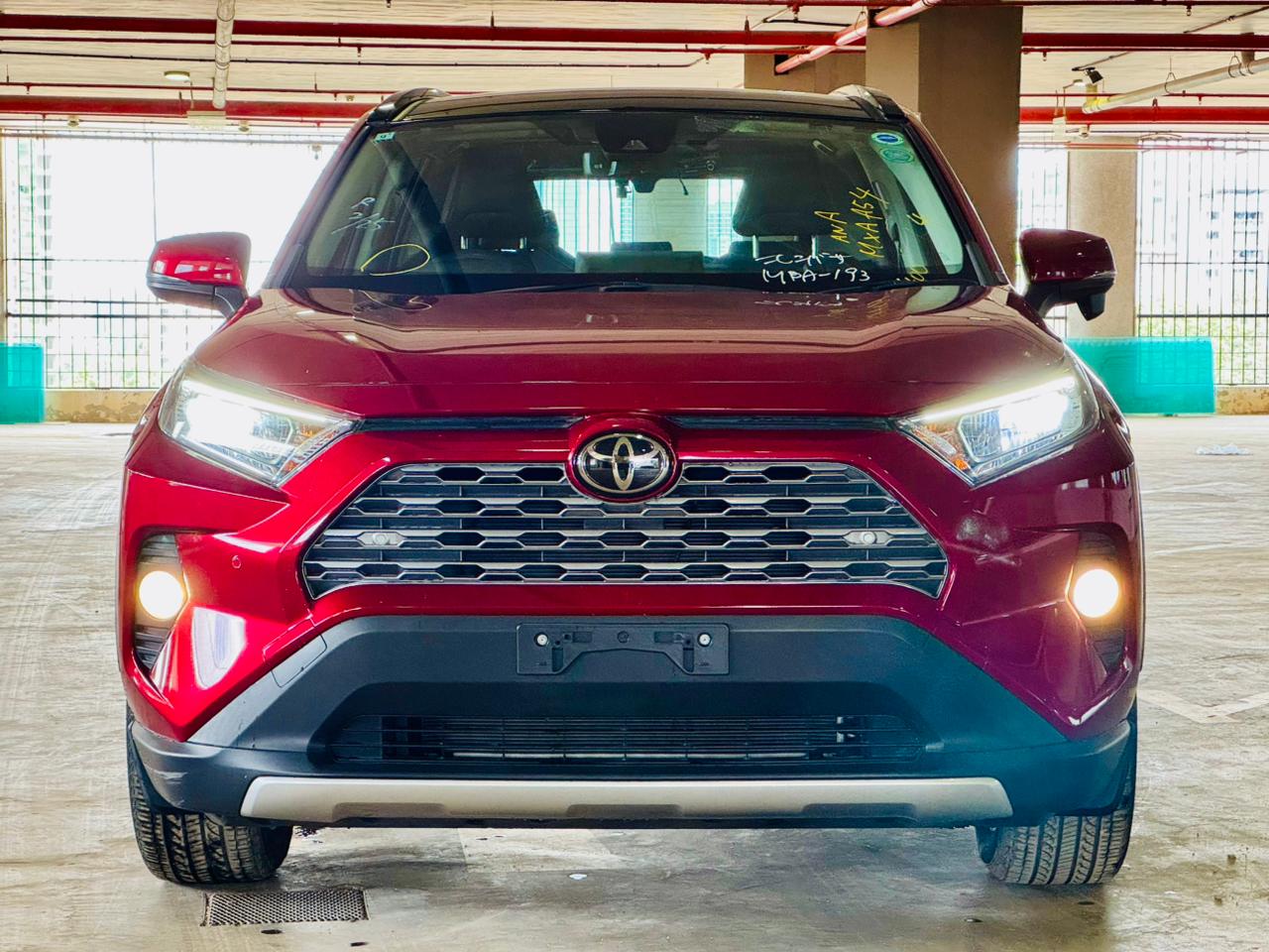 Toyota RAV 4 | 2019 | 2000cc | Wine Red