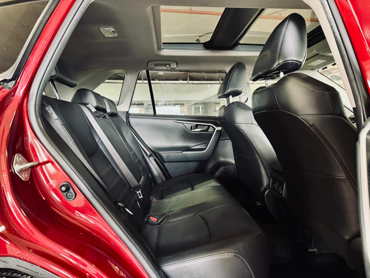 Toyota RAV 4 | 2019 | 2000cc | Wine Red