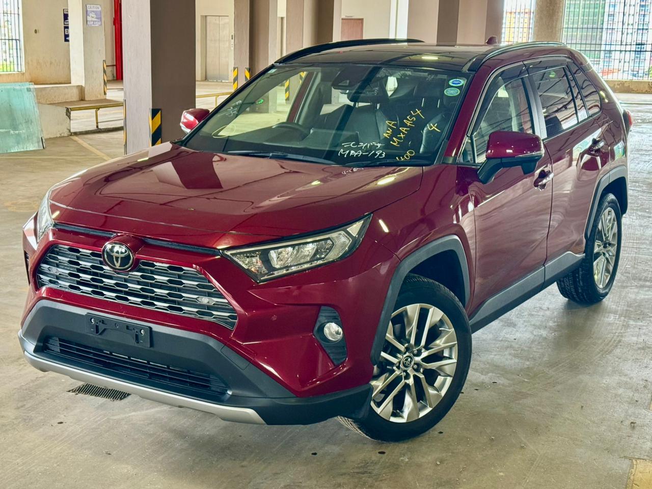Toyota RAV 4 | 2019 | 2000cc | Wine Red