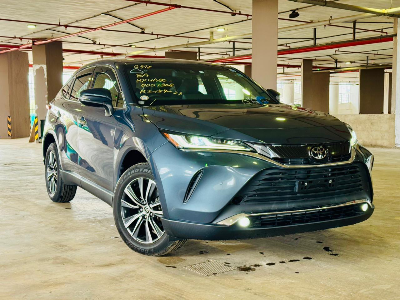 Toyota Harrier | 2020 | 2000cc | Grey
