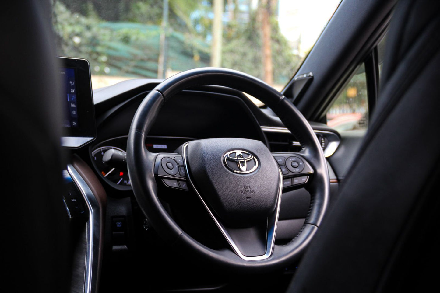 Toyota Harrier | 2020 | 2000cc | Pearl White