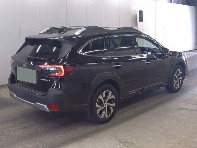 Subaru Outback | 2022 | 1800cc | Black