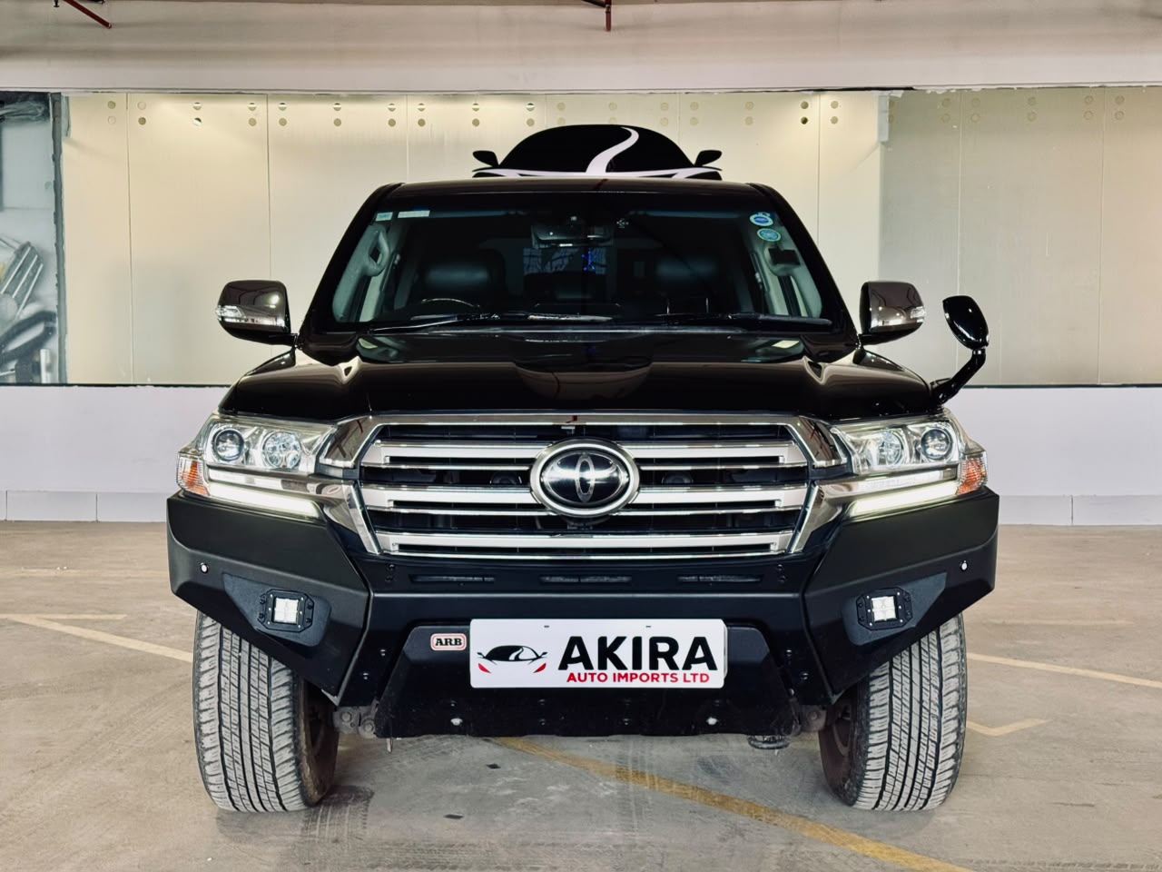 Toyota Land Cruiser | 2017 | 4600cc | Black