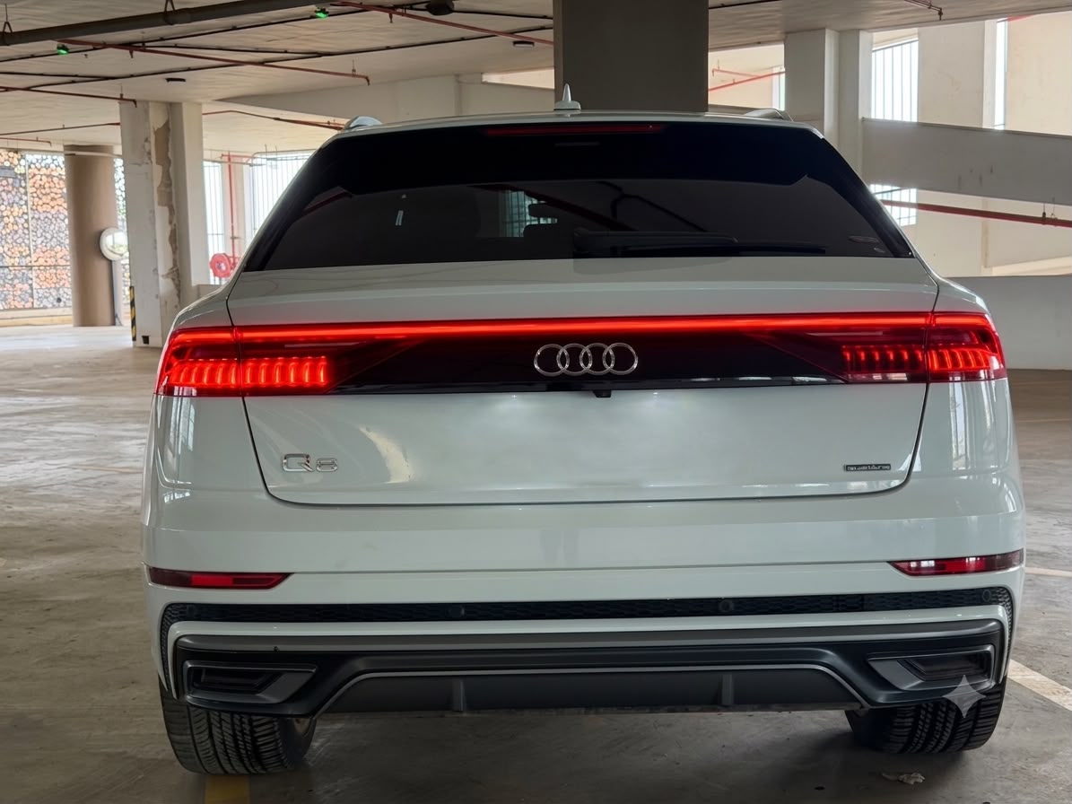 Audi Q8 | 2020 | 3000cc | White