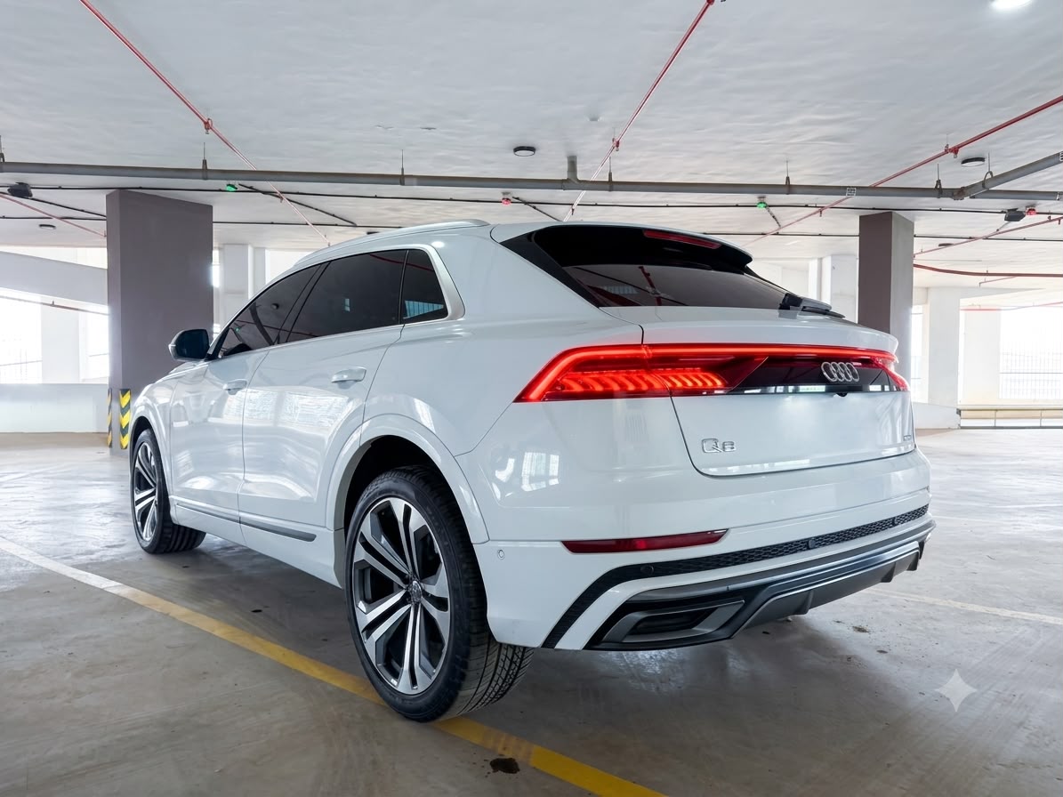 Audi Q8 | 2020 | 3000cc | White