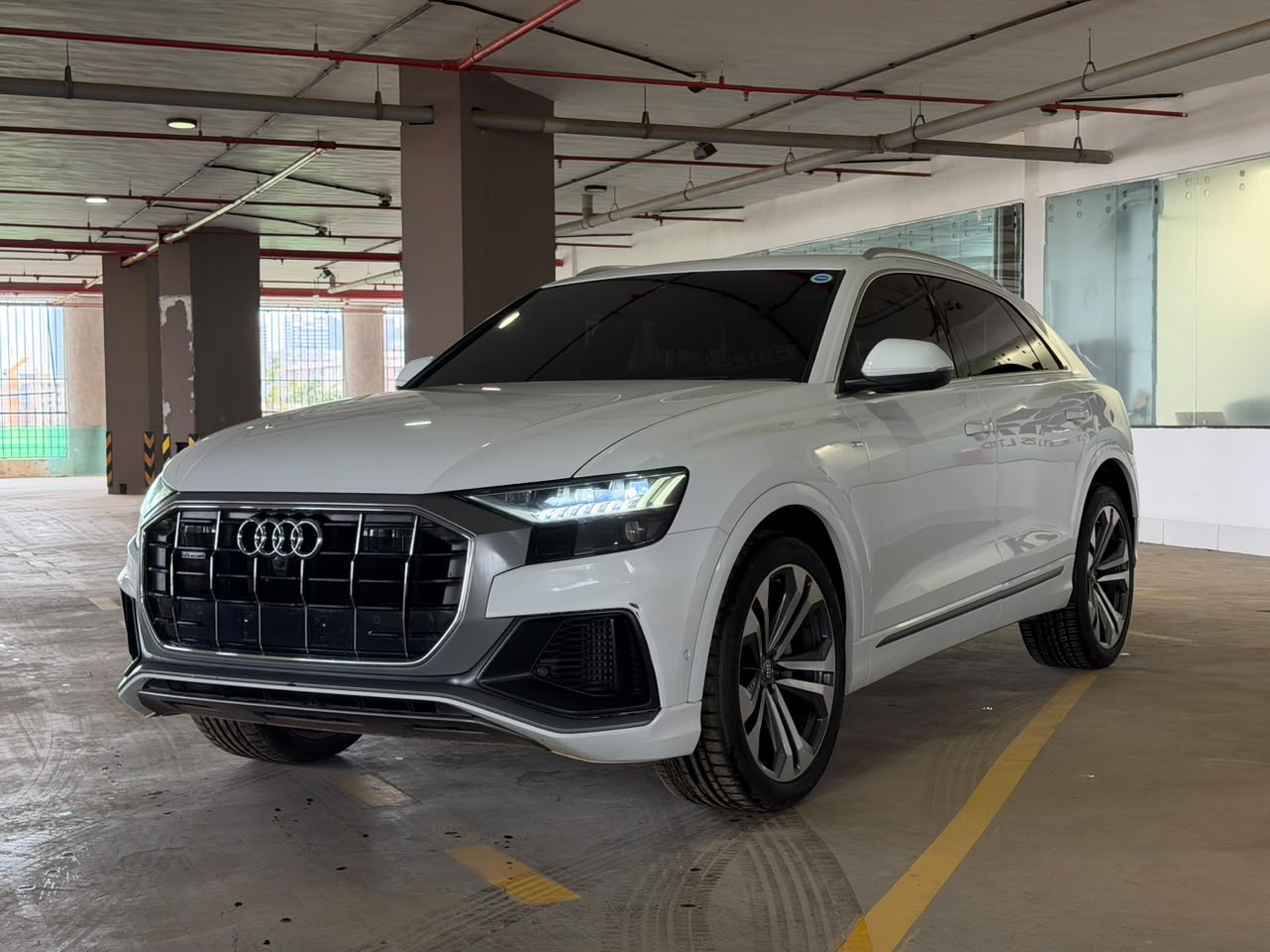 Audi Q8 | 2020 | 3000cc | White