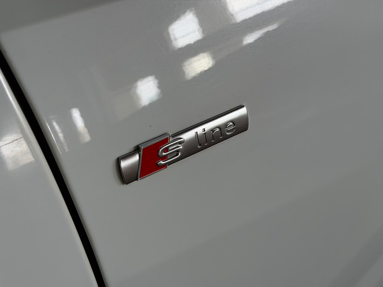 Audi Q8 | 2020 | 3000cc | White