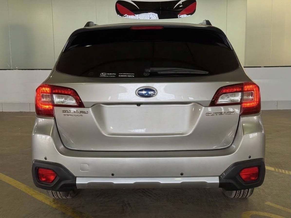 Subaru Outback | 2017 | 2500cc | Bronze