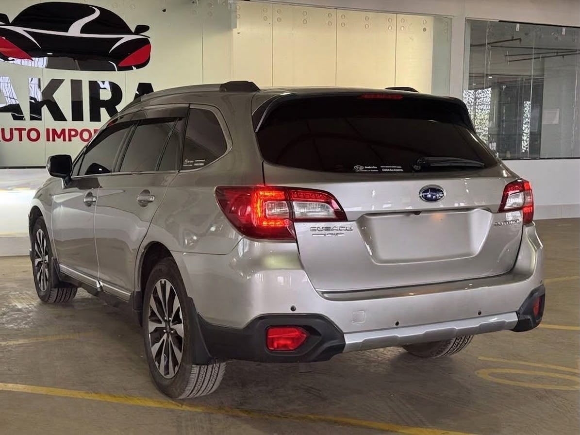 Subaru Outback | 2017 | 2500cc | Bronze