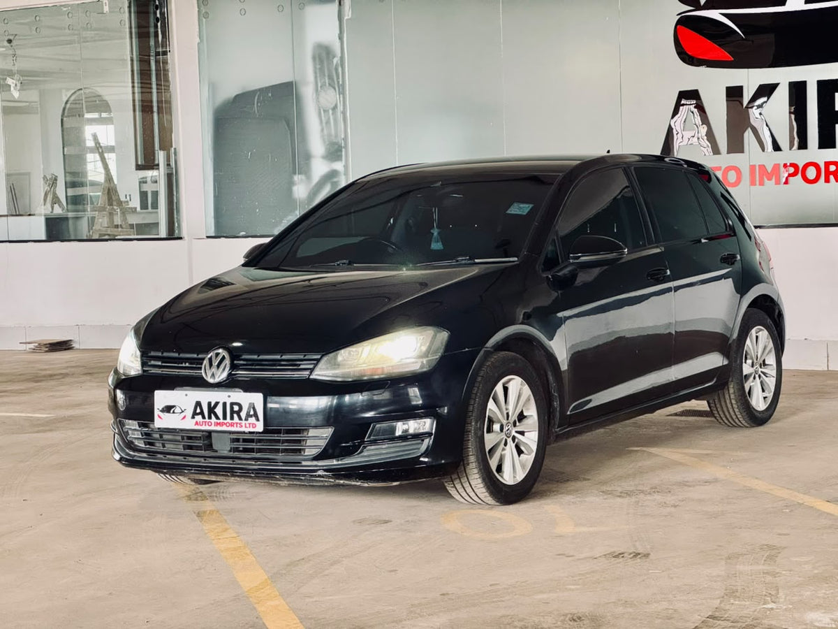 Volkswagen Golf | 2017 | 1200cc | Black