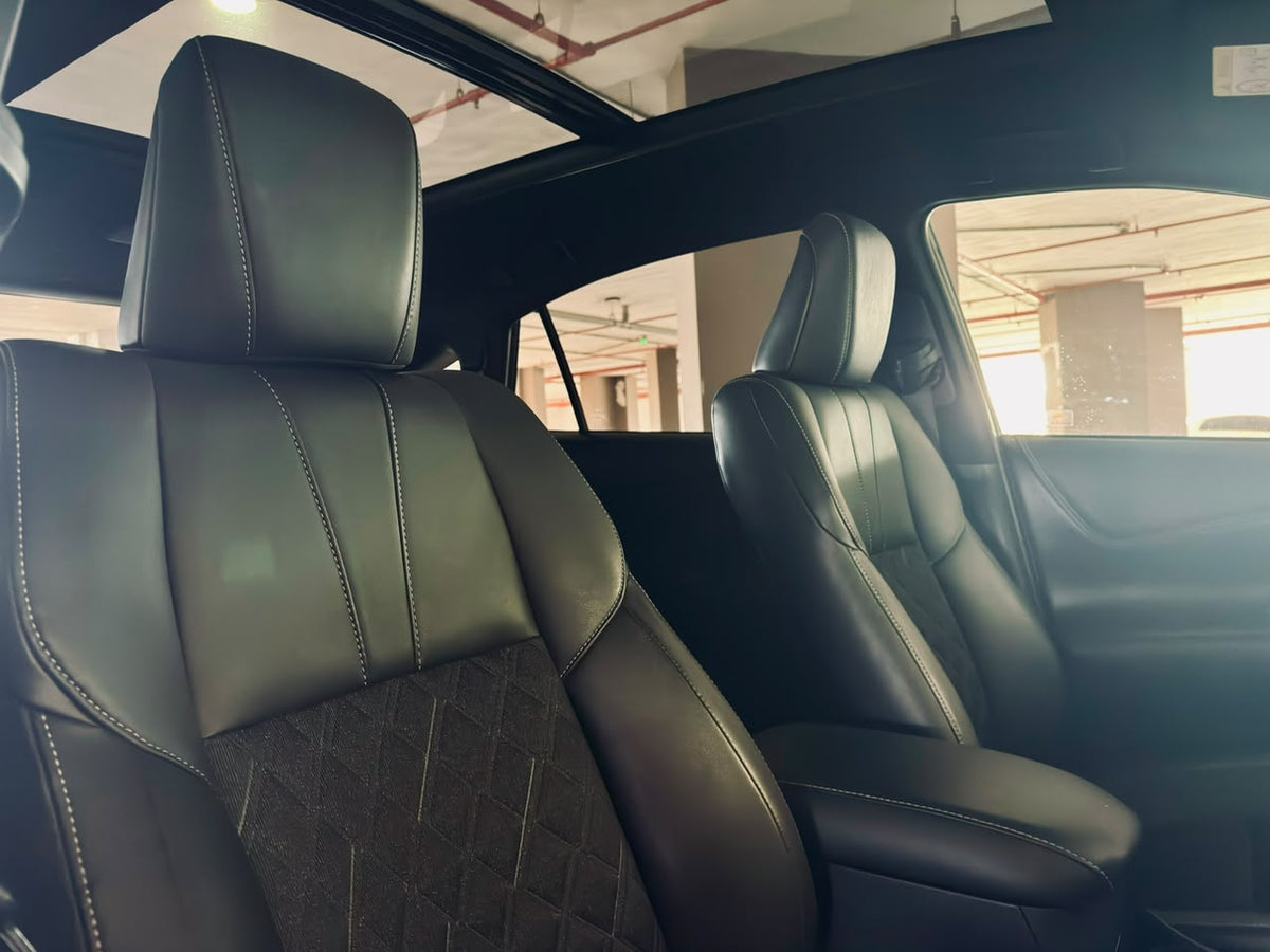 Toyota Harrier | 2019 | 2000cc | Black
