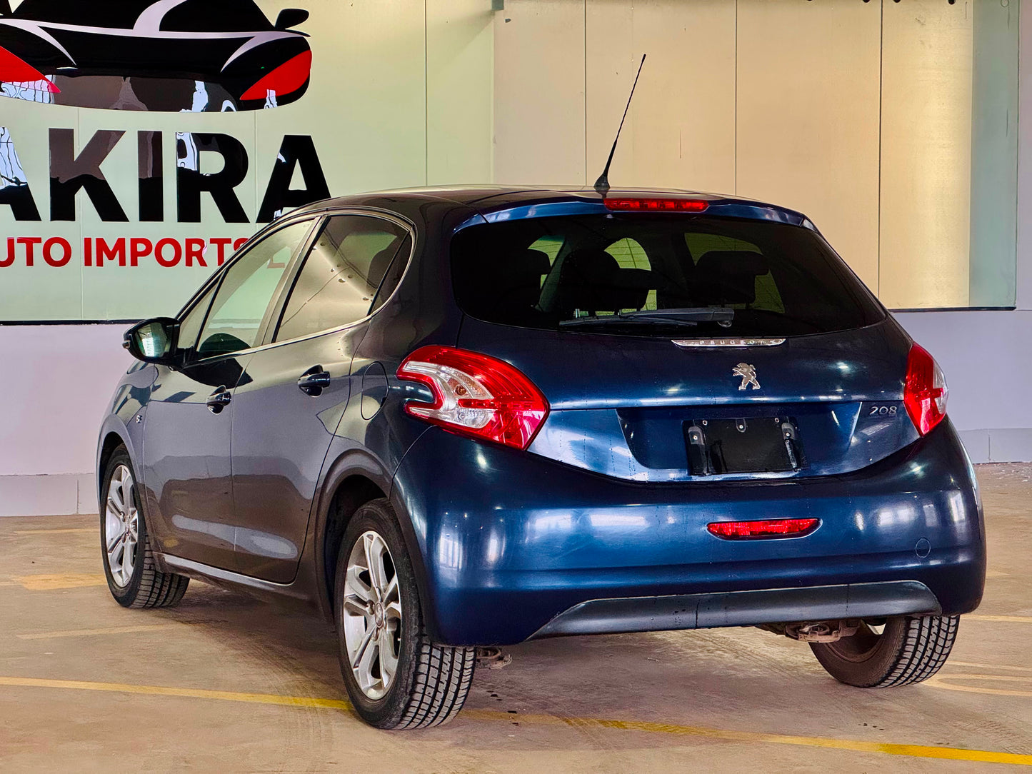 Peugeot 208 | 2013 | Blue