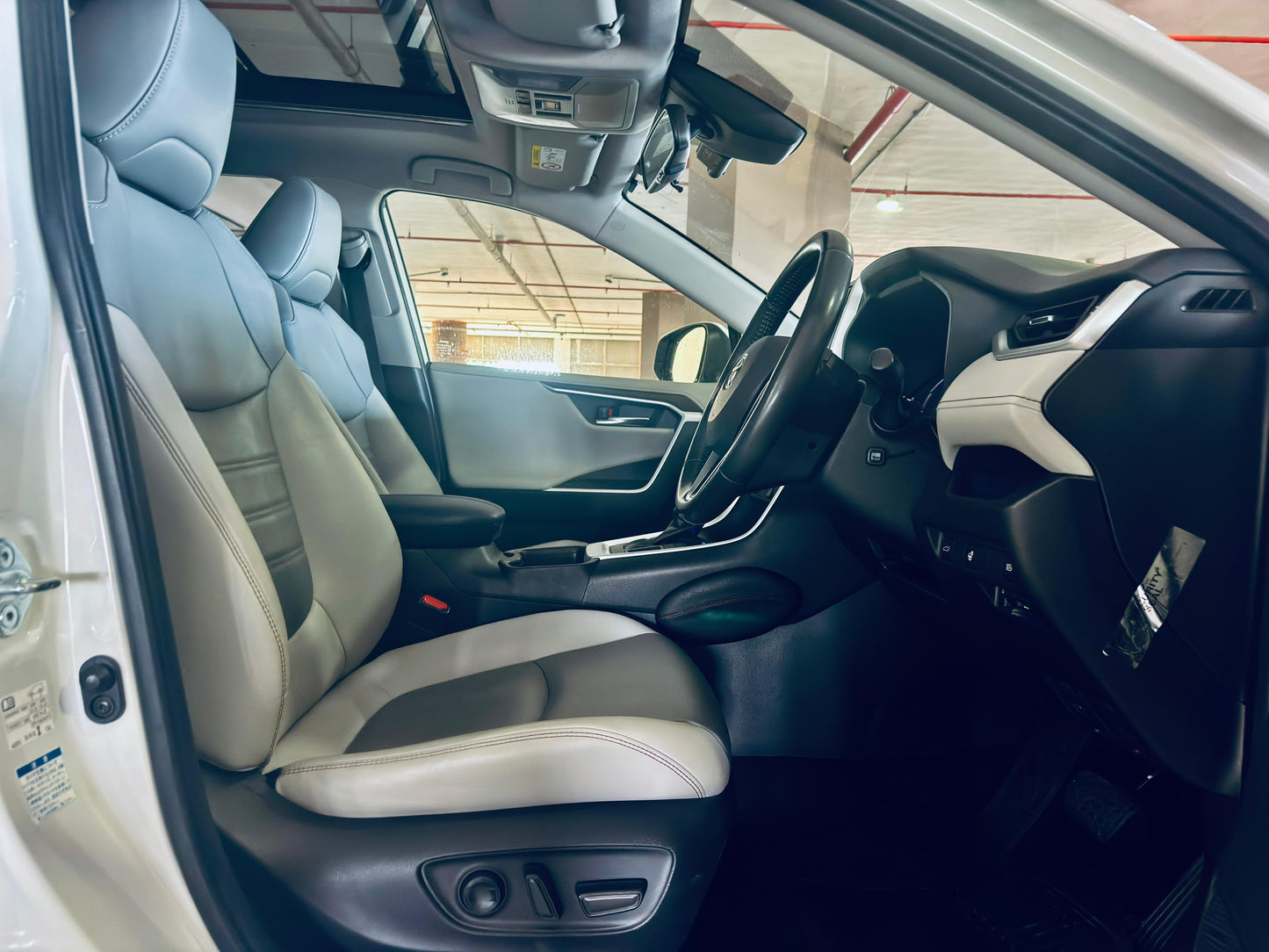 Toyota RAV4| 2019 | 2000cc | White