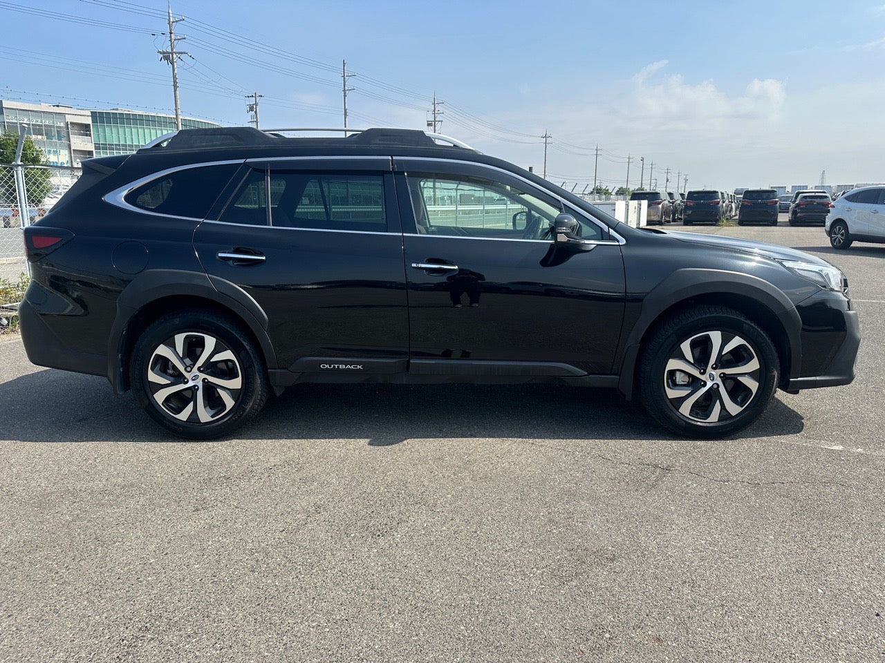 Subaru Outback | 2022 | 1800cc | Black