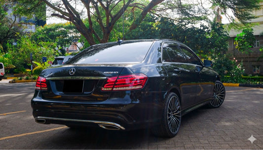 Mercedes E250 | 2015 | 2000cc | Black