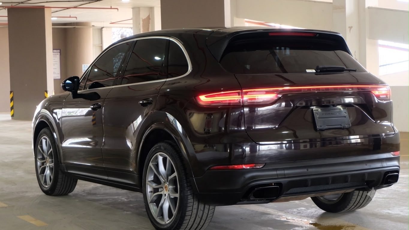Porsche Cayenne| 2019 | 3000cc | Black