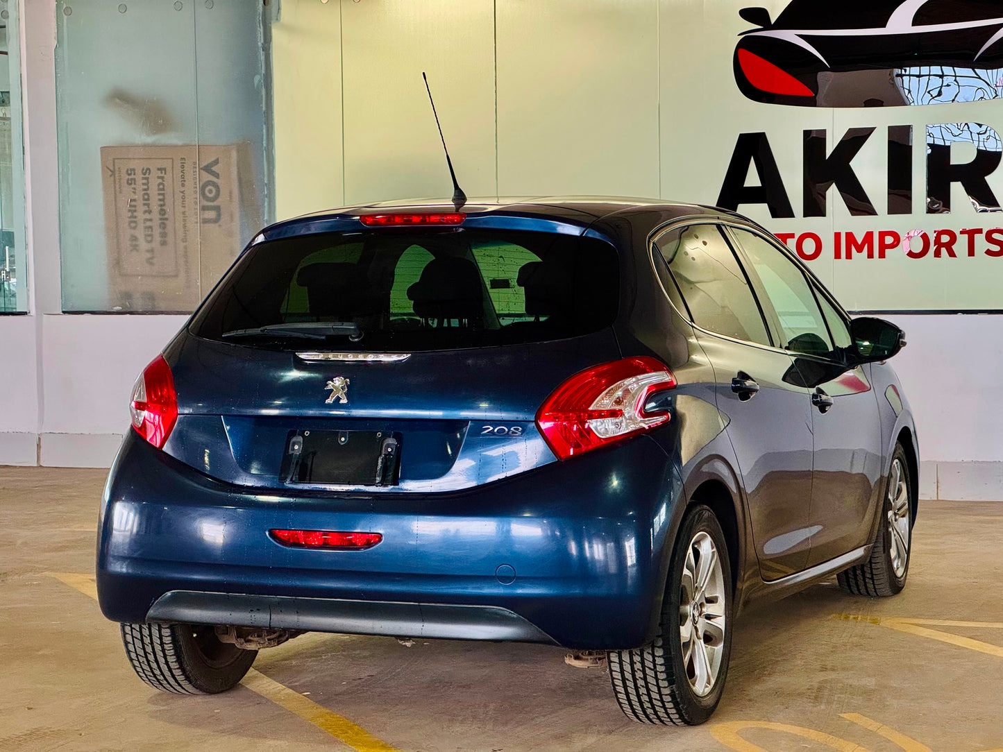 Peugeot 208 | 2013 | Blue
