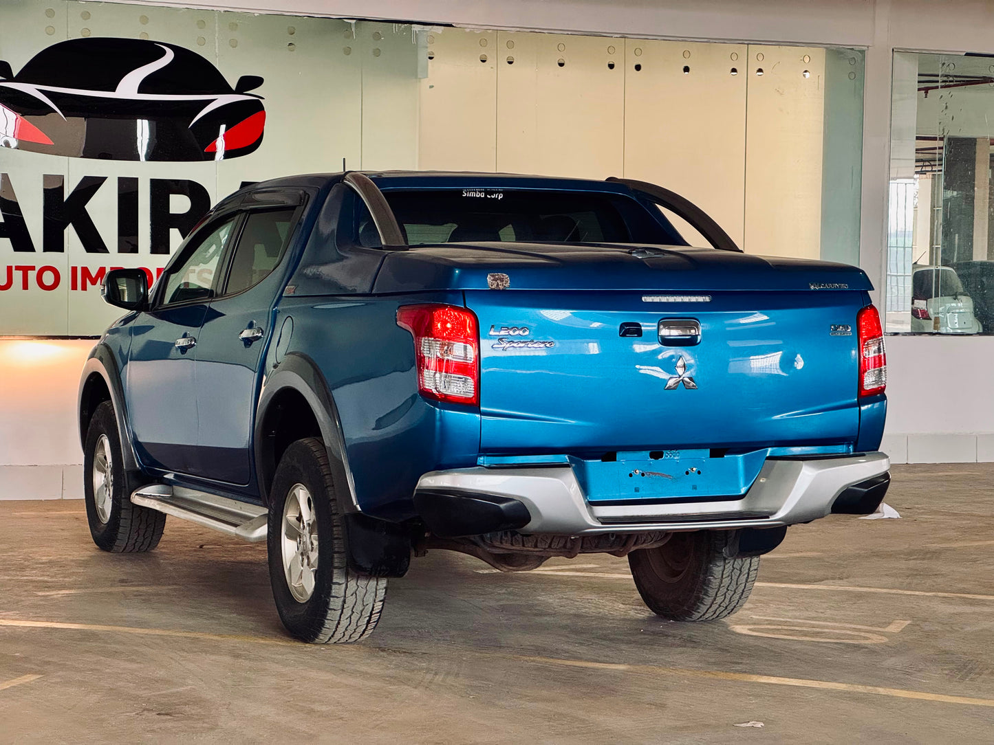 Mitsubishi L200 | 2018 | 2400cc | Blue