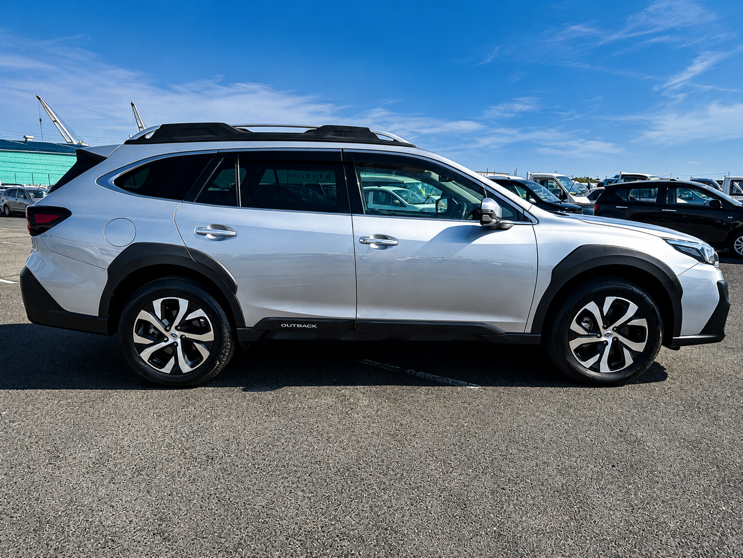 Subaru Outback | 2022 | 1800cc | Silver