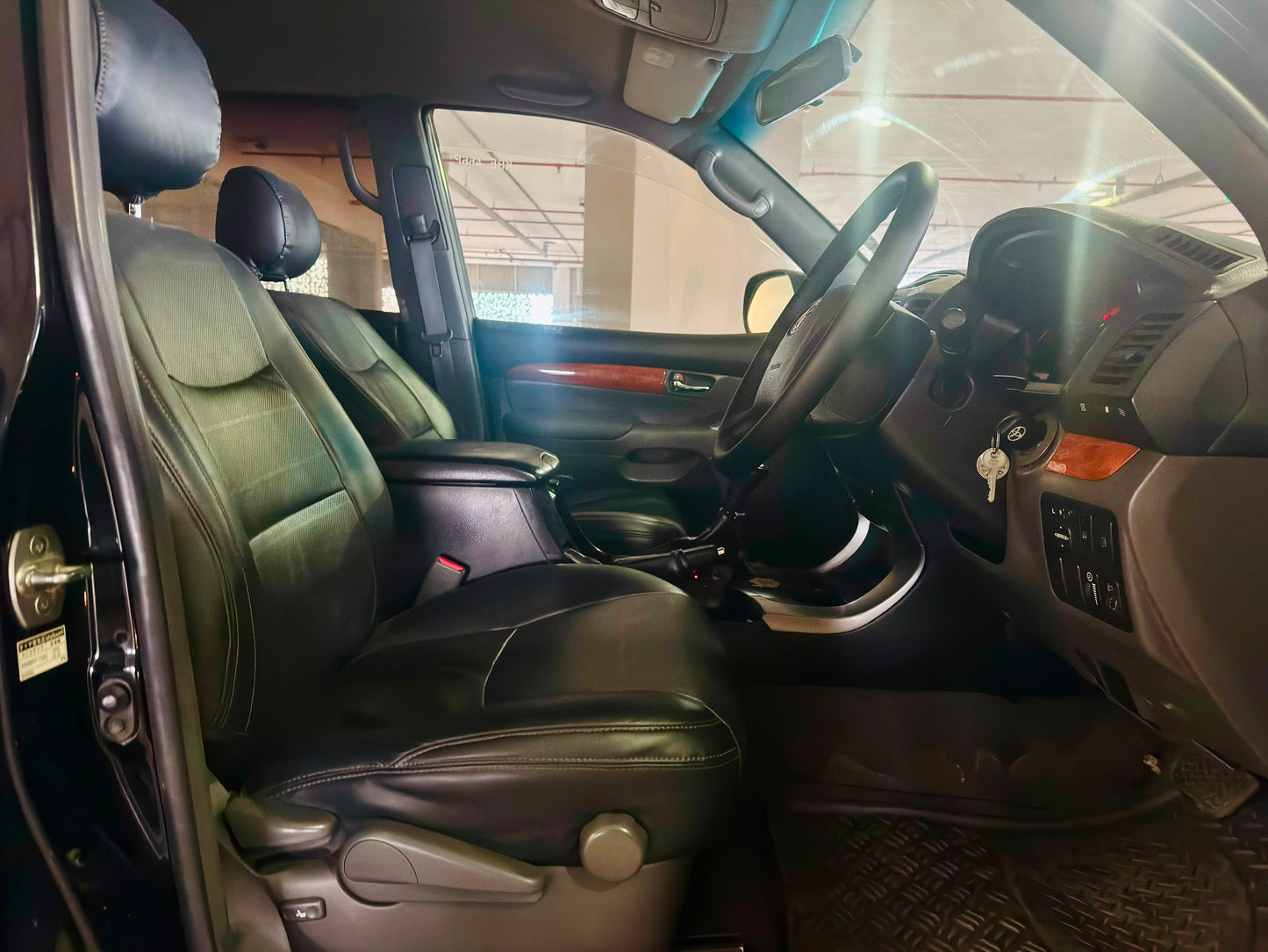 Toyota Prado| 2005 | 2700cc | Black