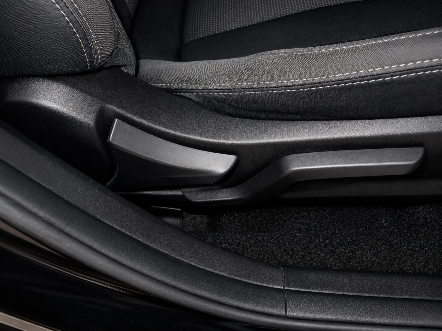 Subaru Impreza G4 | 2019 | 1600cc | Black