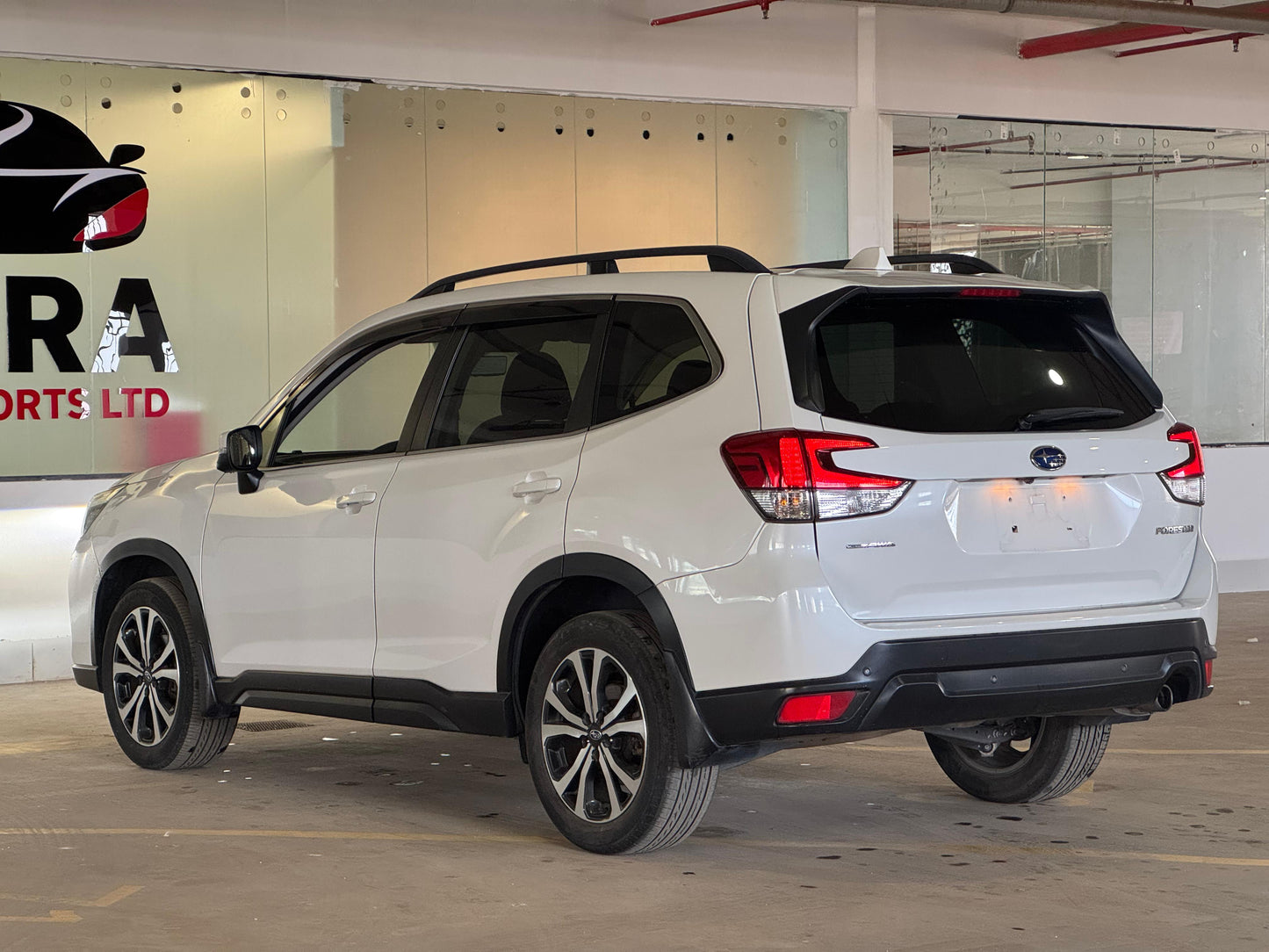 Subaru Forester| 2019 | 2500cc | White