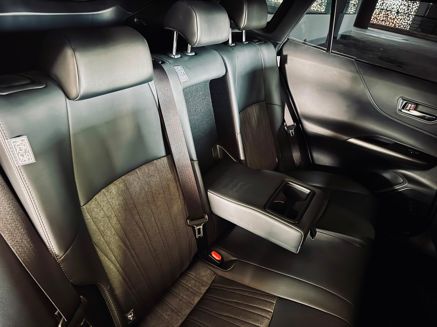 Toyota Harrier I 2020 I 2000cc I Black