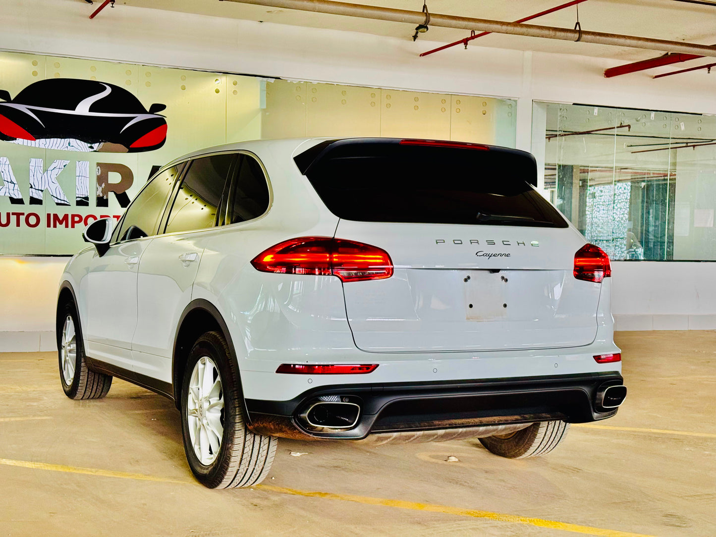 Porsche Cayenne| 2015 | 3000cc | White