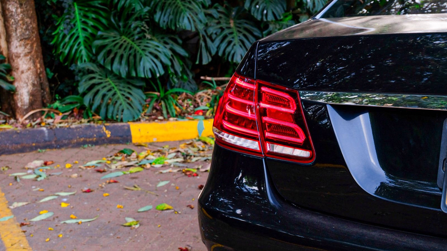 Mercedes E250 | 2015 | 2000cc | Black