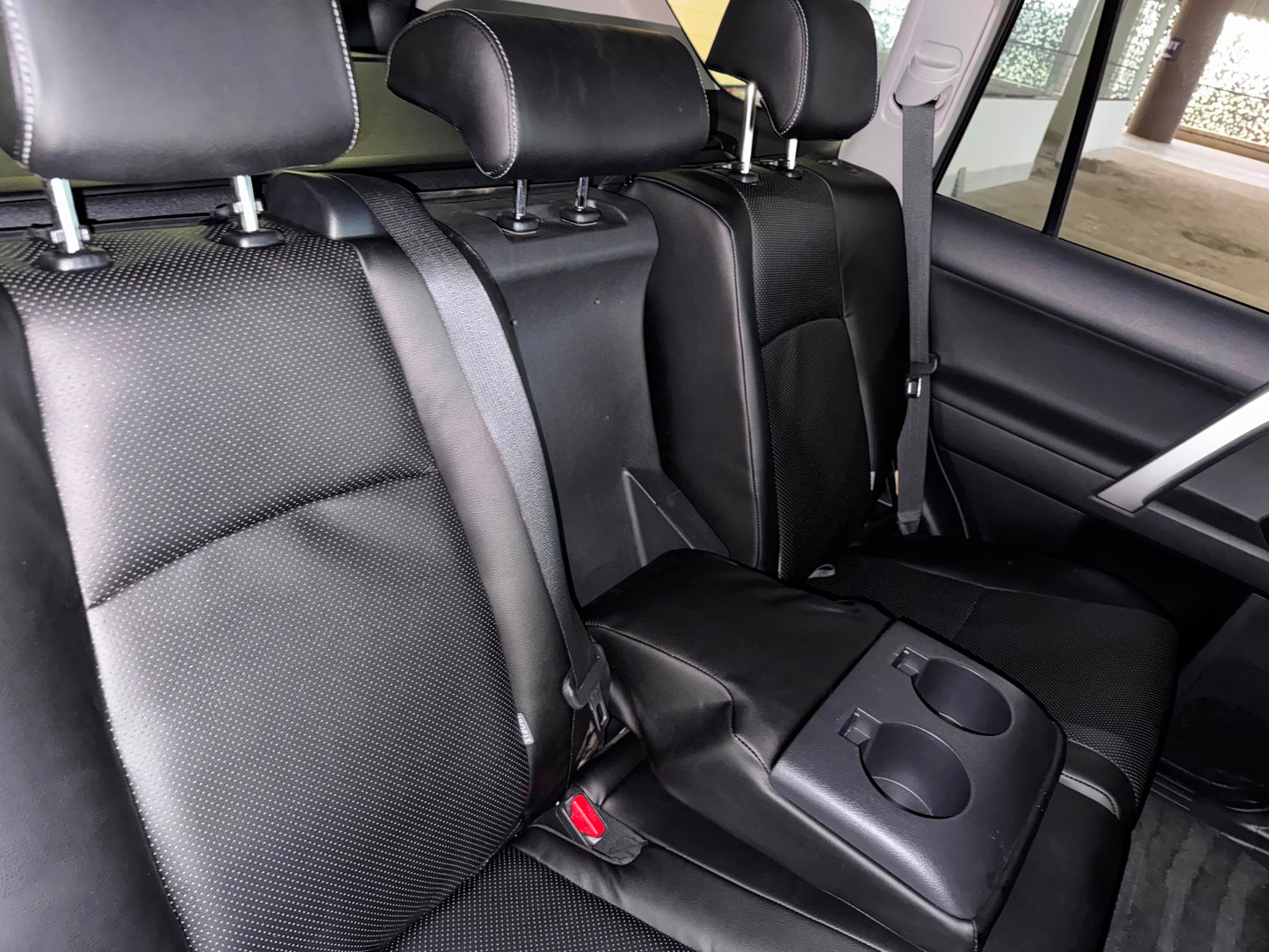 Toyota Landcruiser Prado| 2700cc I 2020 I Black