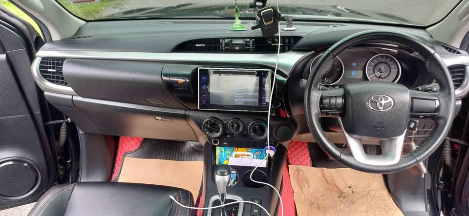 Toyota Hilux Revo 2018