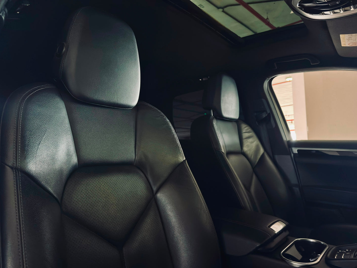 Porsche Cayenne| 2015 | 3000cc | White