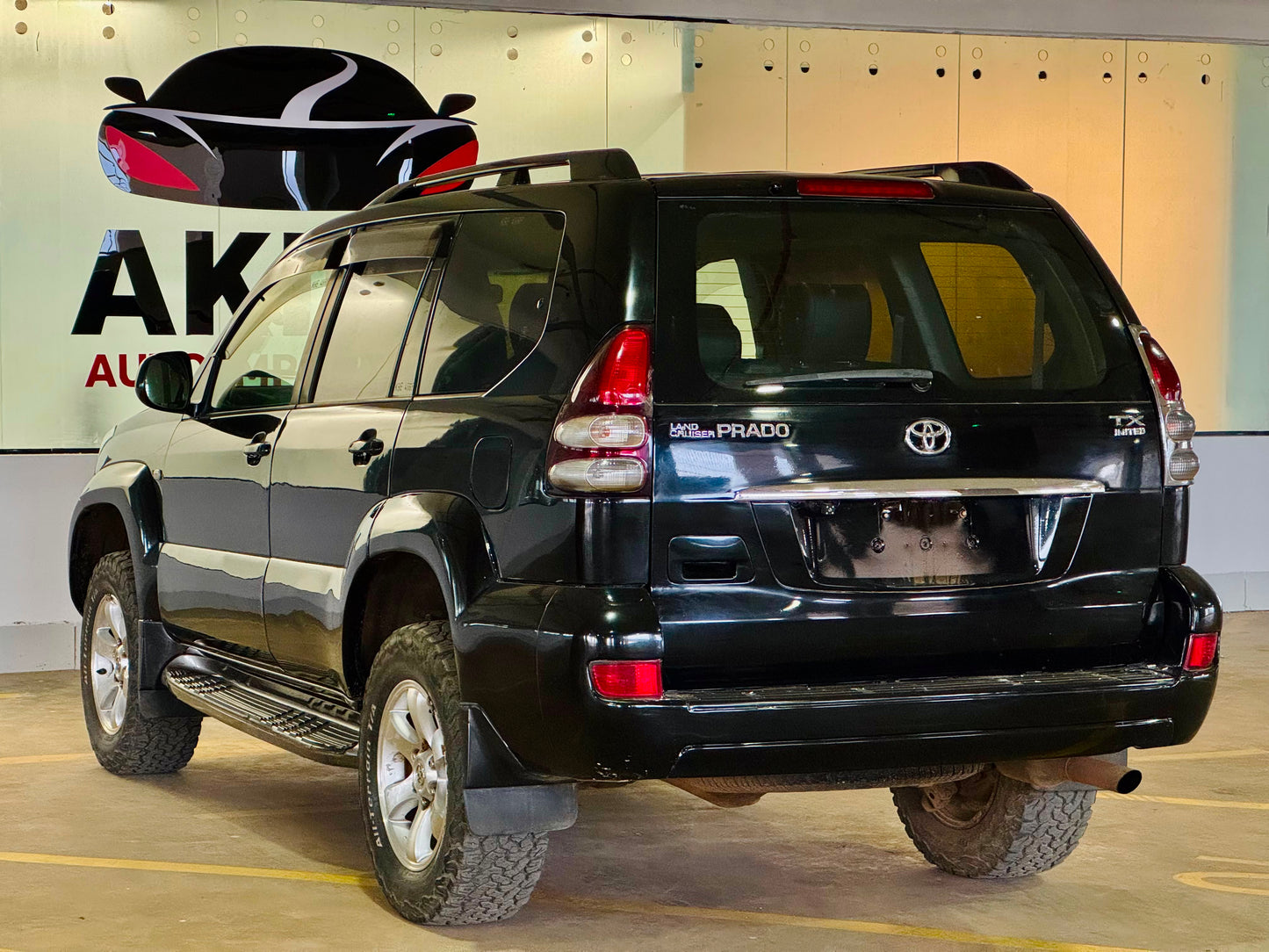 Toyota Prado| 2005 | 2700cc | Black